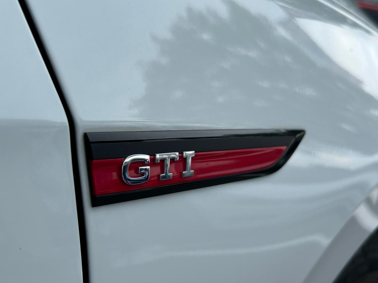 VW Golf 2.0 TSi GTi Black Style