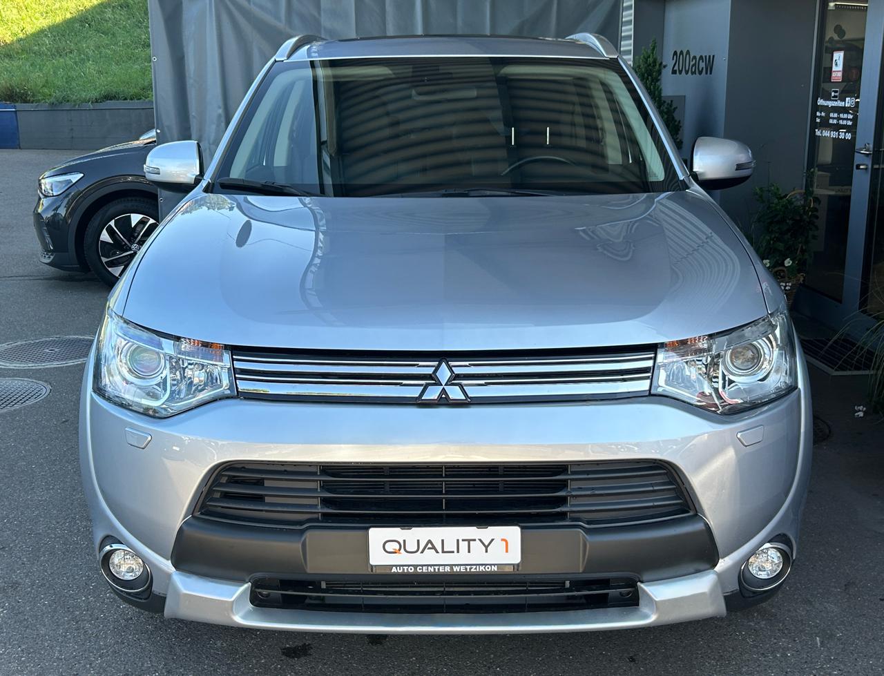 Mitsubishi Outlander 2.0 PHEV Navigator