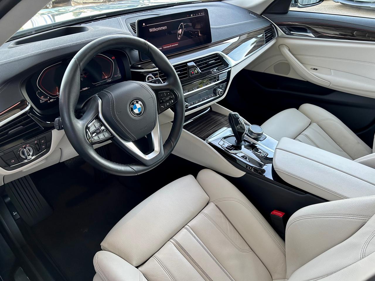 BMW 520d Touring Luxury Line