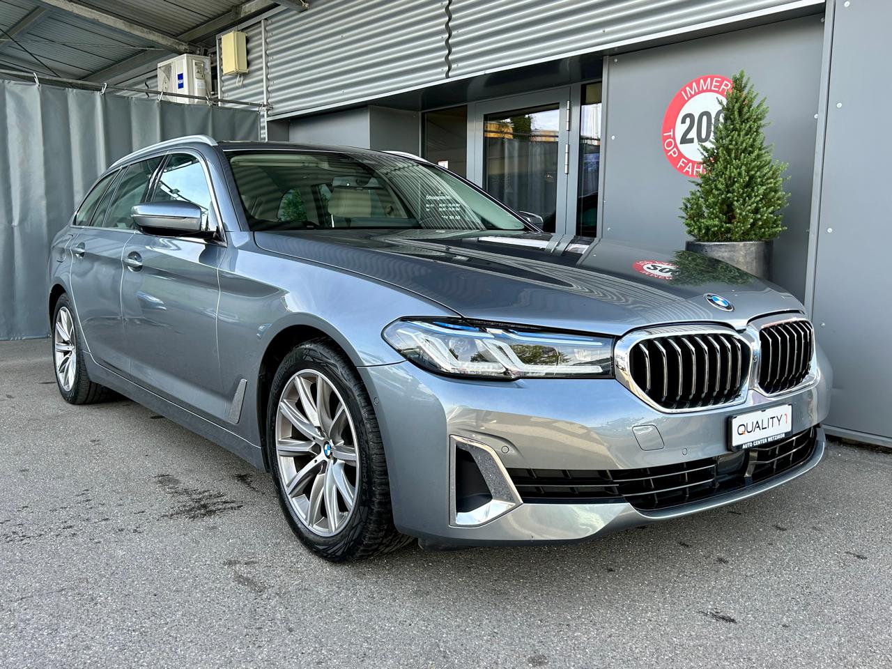 BMW 520d Touring Luxury Line