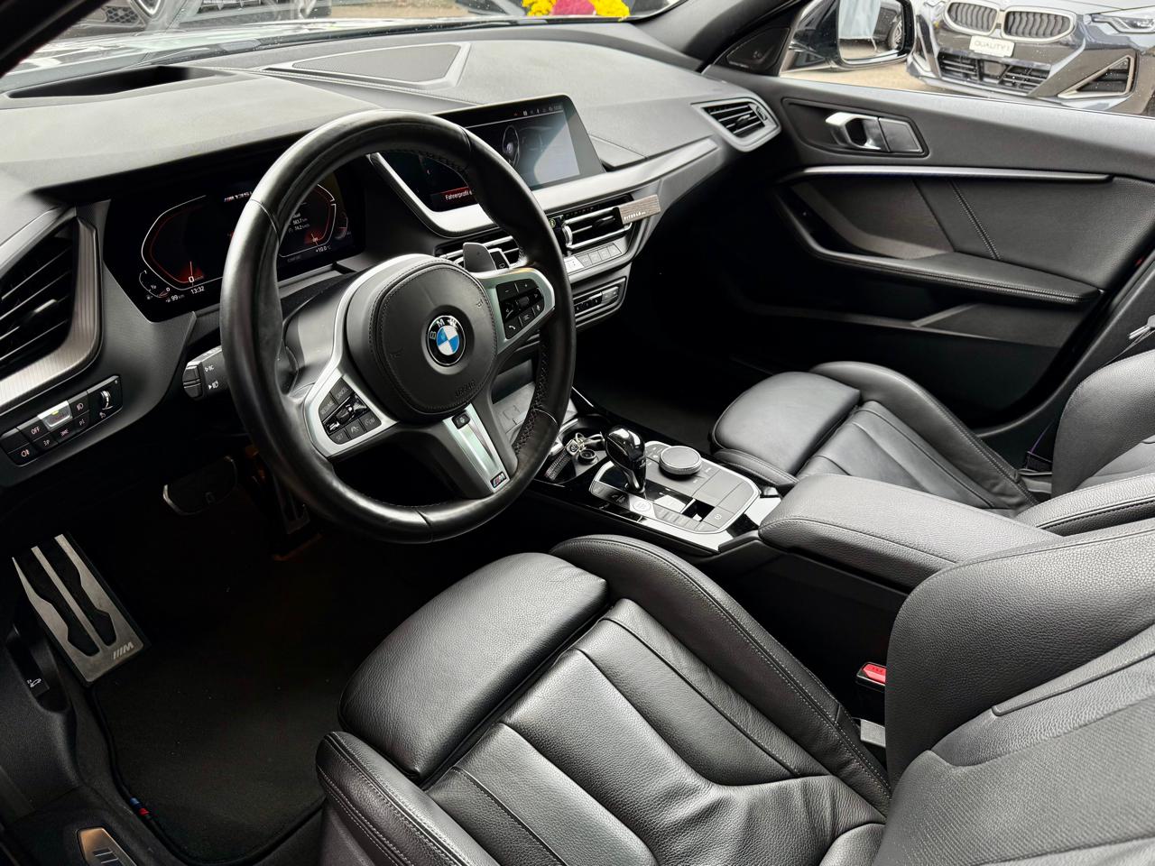 BMW M135i xDrive M Performance